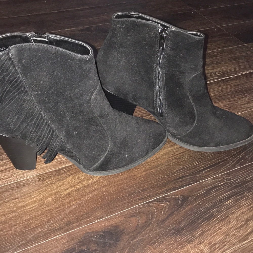 Fringe heel Booties